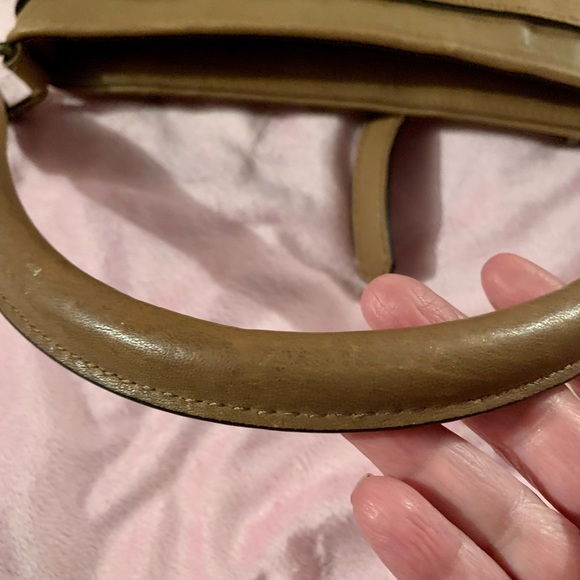 Burberry small sling bag - Picture 10 of 12